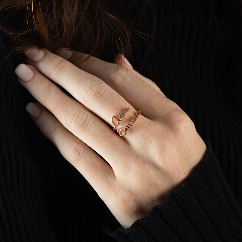Damen Ring mit Namen-Signatur | Klasse-Gravur Personalisierter Ring