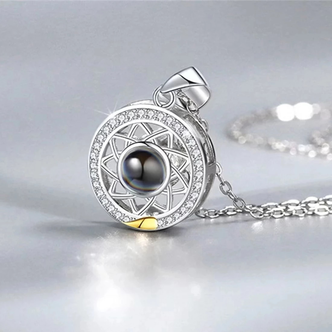 Individuelle-Foto-Projektion-925-Silber-Halskette-Sonne-Und-Mond-Form-Magnetische-Halskette-In-Speicher-Von-Geliebten-jpg_Q90-jpg_qqxx2Qh479Opj