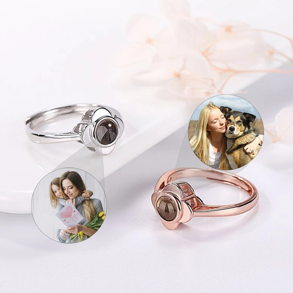 Personalisierter-Ring-mit-Fotoprojektion-Klasse-Gravur-Foto-Ring-mit-eigenem-Bild
