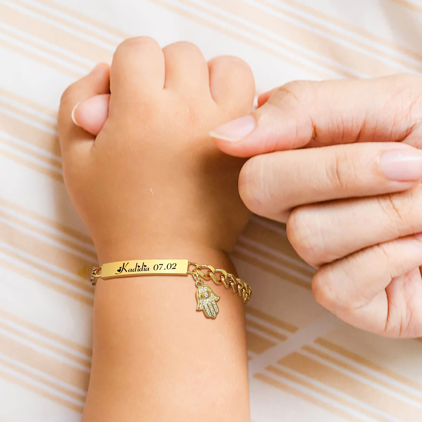 Kinderarmband-Gravur
