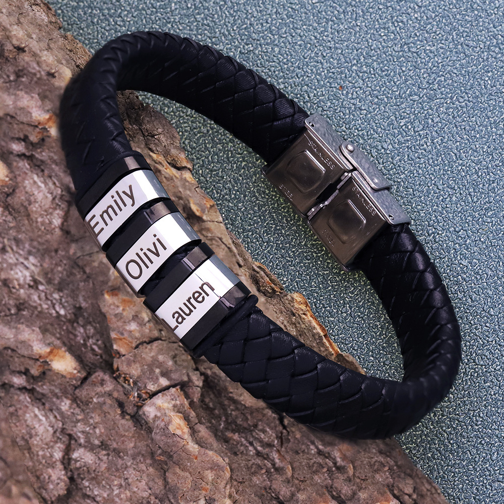 Personalisierbares Armband mit Gravur – Mit eigenem Namen oder Initialen