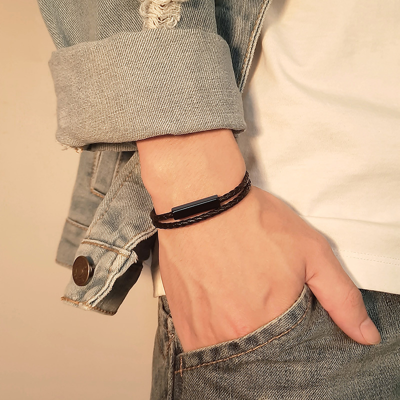 Personalisiertes Armband mit eigenem Namen Wunschtext für Damen