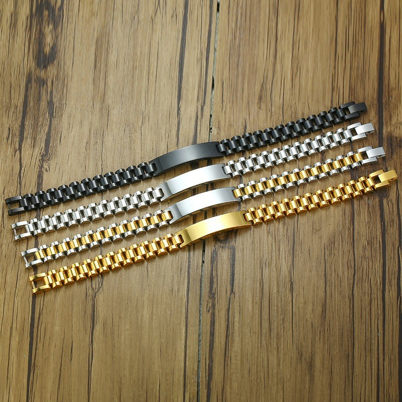 Herren Edelstahl Armband mit eigenem Namen Personalisiertes Herrenarmband Wunschtext Gravur