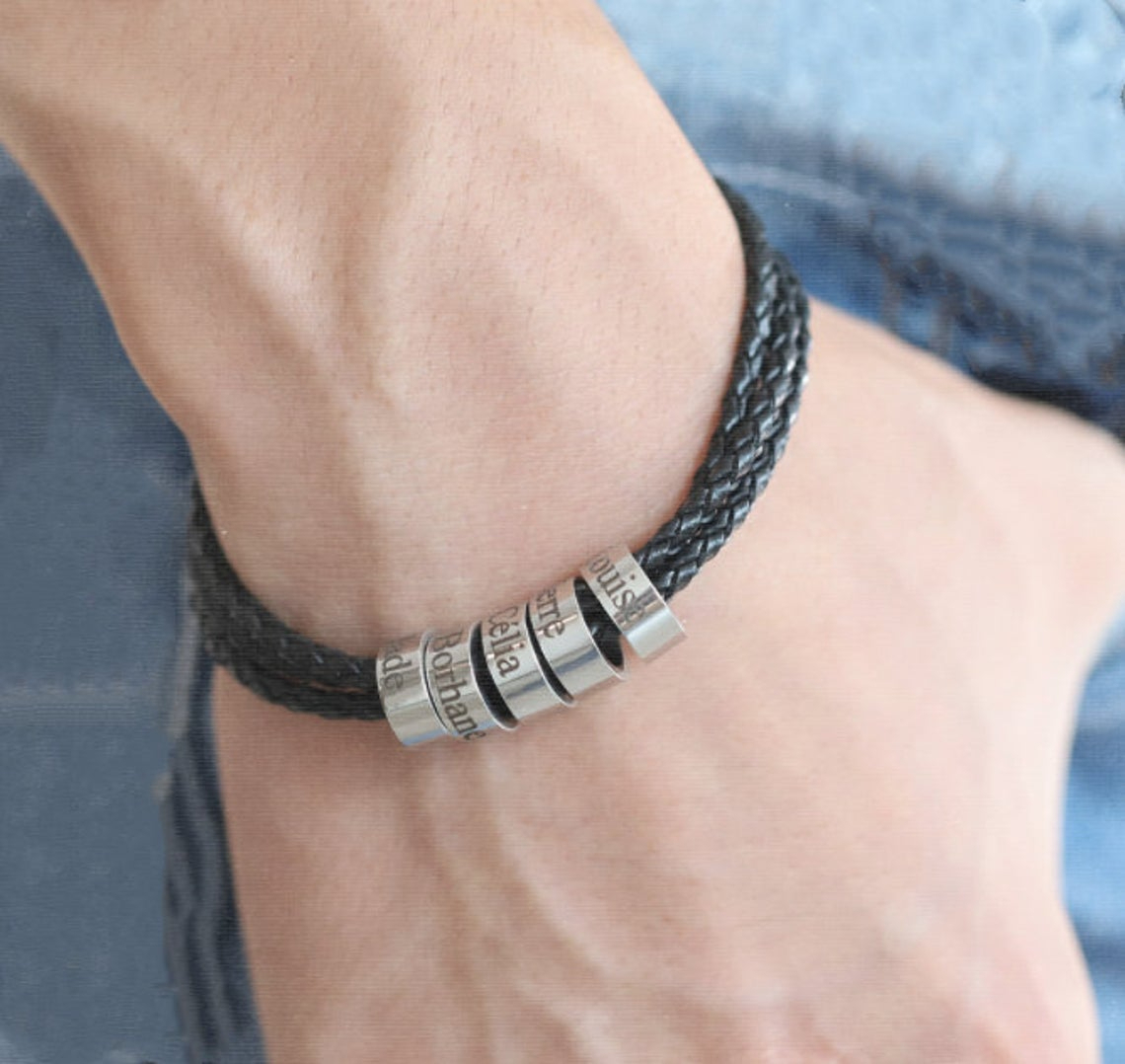 Lederarmband-mit-Namen-2
