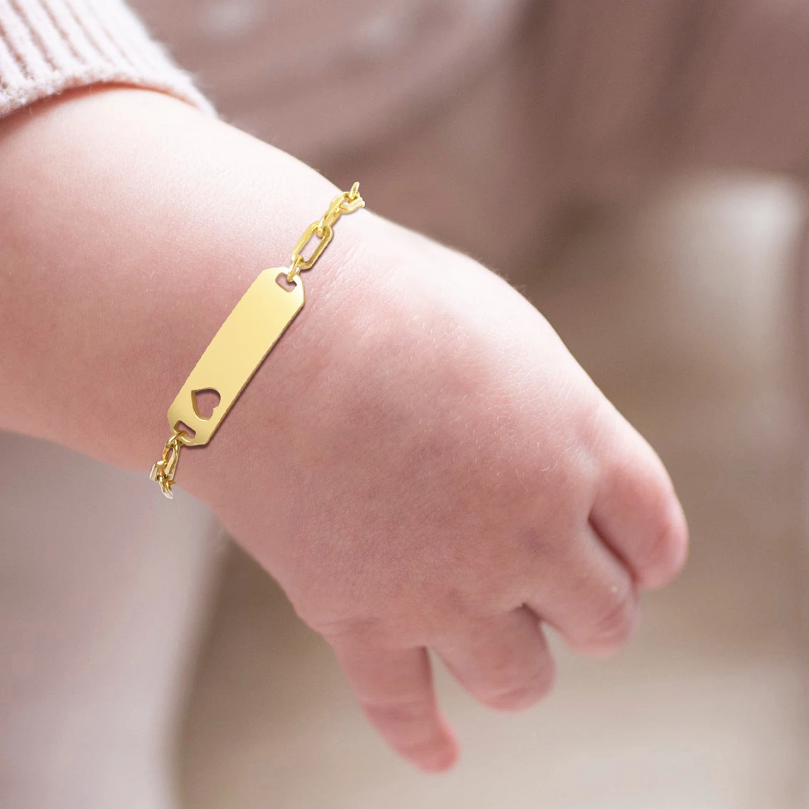 Vnox-Freies-Anpassen-Armb-nder-f-r-M-dchen-Jungen-Edelstahl-Hohl-Herz-Blume-Charme-Armband-jpg_Q90-jpg_8yC8oosbDQOgJ