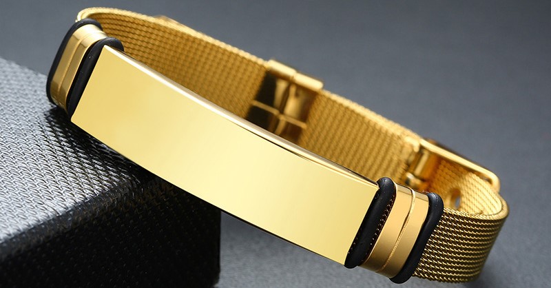 Graviertes Armband mit eigenem Wunschtext – Personalisiertes Herrenarmband aus Edelstahl (17-24 cm)