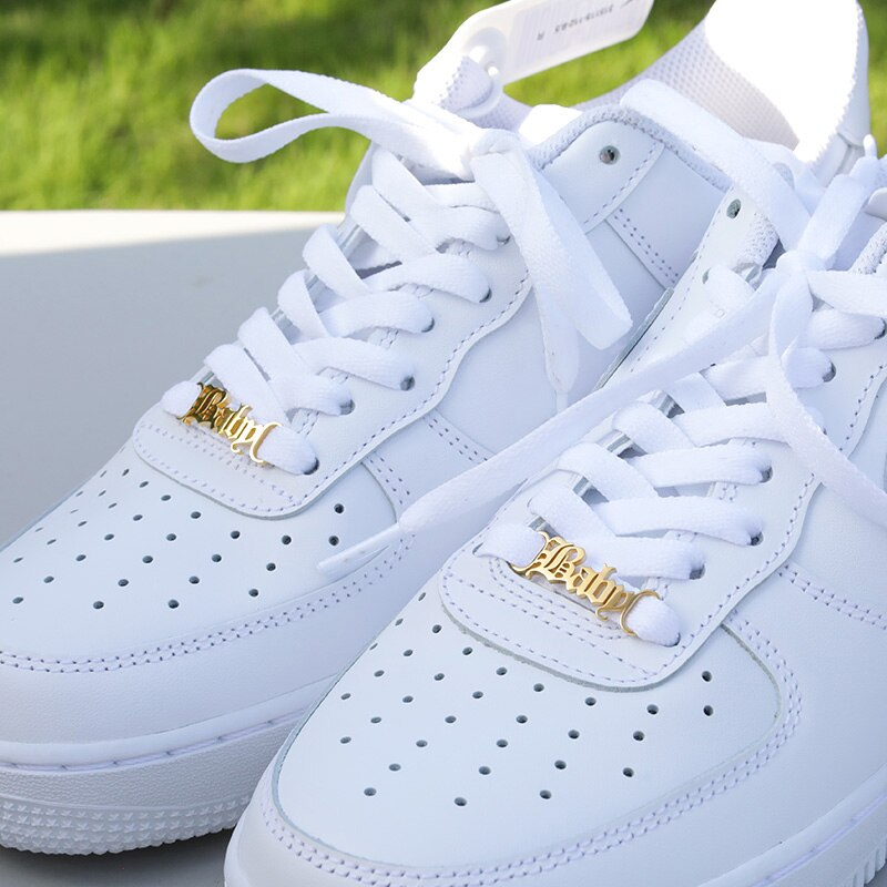 2x Schuhschnalle Personalisiert | Klasse-Gravur Schnalle für Schnürsenkel mit eigenem Namen