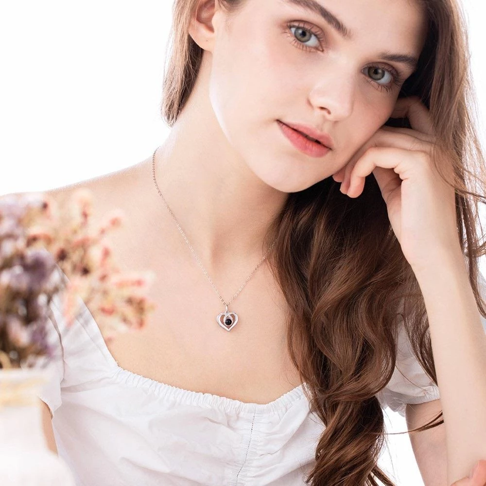 Dascusto-Custom-LOVE-Innen-Projektion-Halskette-F-r-Frauen-Mode-Personalisierte-Bild-Projektion-Anh-nger-Liebe-jpg_Q90-jpg_UCsBD6Uxz794Z