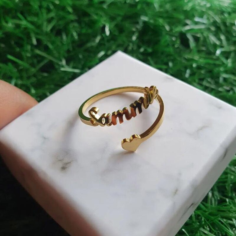 Damen Ring Personalisiert mit eigenem Namen Wunschtext | Klasse-Gravur Herz-Ring